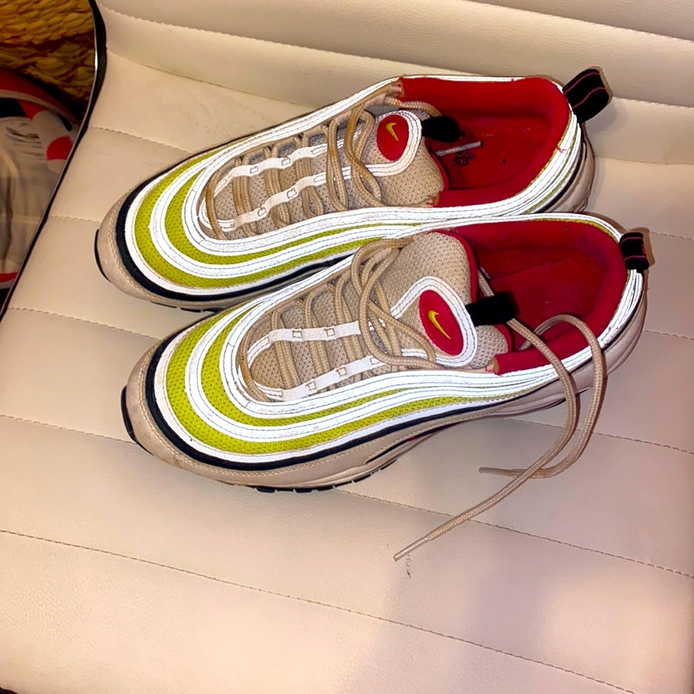Used nike air max